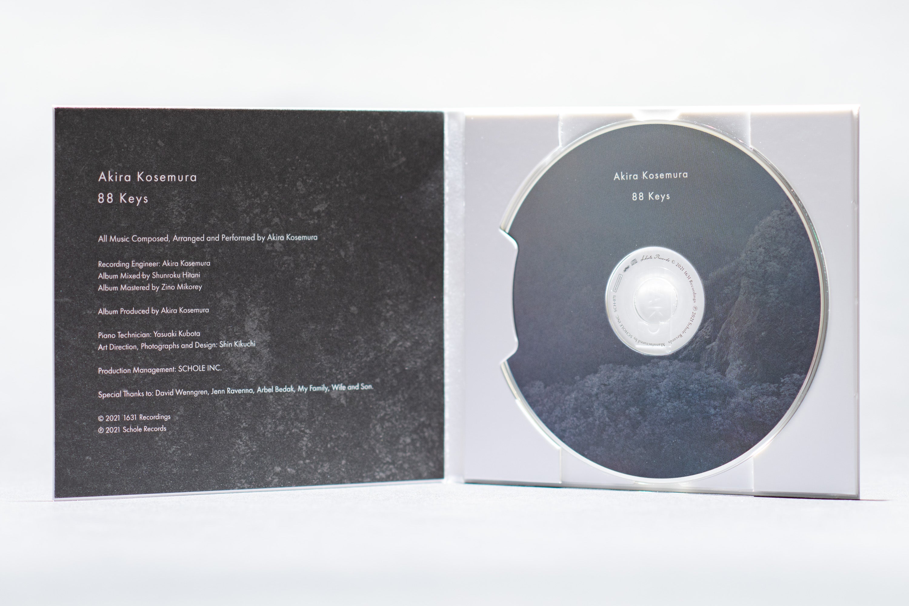 小瀬村晶 - 88 Keys – SCHOLE